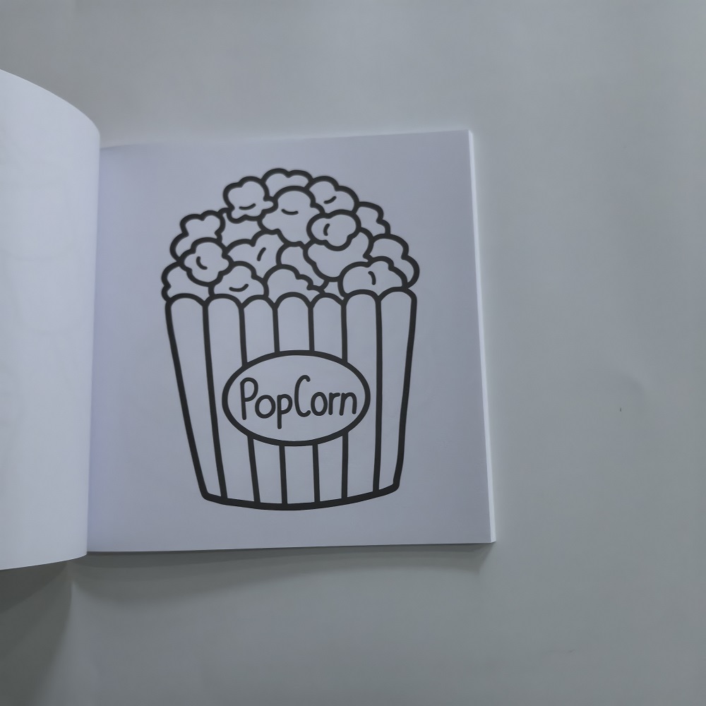 Alimenti, bevande e dessert Li - Food Snacks Coloring Book recensione e prezzo