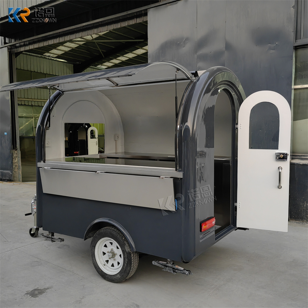 Camion per Catering Completame - Food Truck With Snacks recensione e prezzo